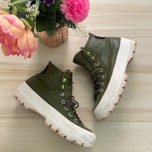 Converse leather lug sole high top sneaker - Picture 2 of 7